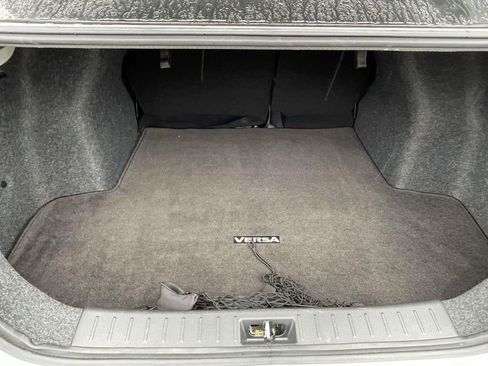 Used 2025 Nissan Versa SR w/ Trunk Package image 10
