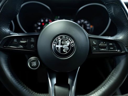 Used 2021 Alfa Romeo Stelvio Sprint w/ Nero Edizione image 35