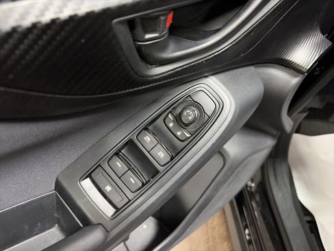 Used 2019 Subaru Crosstrek 2.0i Premium AWD/4WD image 22