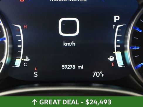 Used 2024 Chrysler Pacifica Touring-L FWD image 35