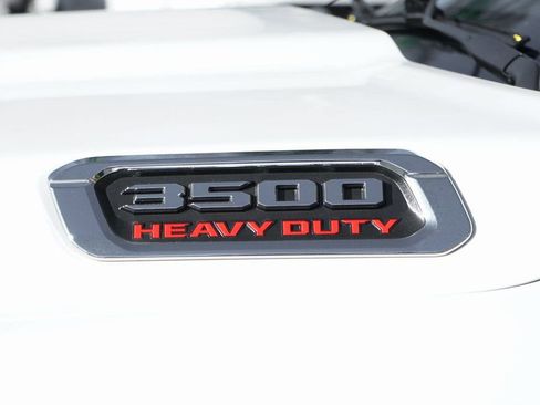 Used 2021 RAM 3500 Big Horn image 46