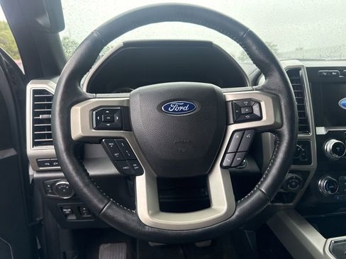 Used 2020 Ford F150 Lariat w/ Equipment Group 502A Luxury AWD/4WD image 3