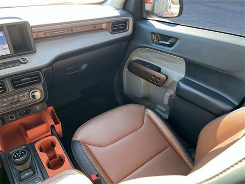 Used 2022 Ford Maverick Lariat w/ Equipment Group 500A Standard image 14