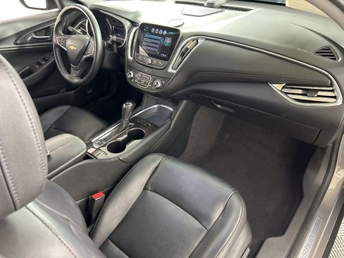 Used 2017 Chevrolet Malibu Premier w/ Premier Sun and Wheel Package FWD image 34