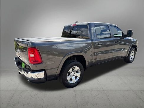 Used 2025 RAM 1500 Big Horn AWD/4WD image 5