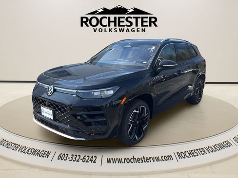 New 2026 Volkswagen Tiguan SEL R-Line AWD/4WD image 2