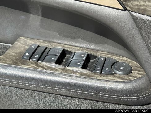 Used 2014 Buick Enclave Premium w/ Trailering Provision Package FWD image 24