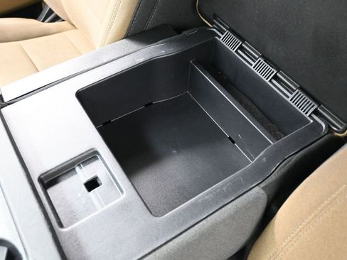 Used 2023 Ford F150 XLT image 32