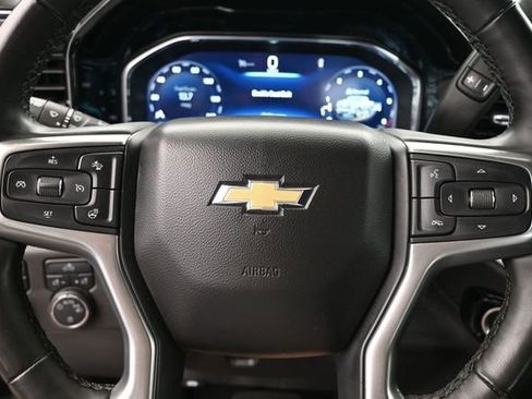 Used 2025 Chevrolet Silverado 1500 LT AWD/4WD image 30