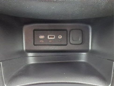 Used 2024 Chevrolet Equinox LT w/ LPO, Floor Liner Package image 21