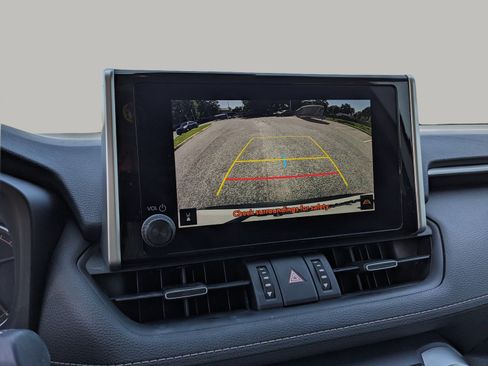 Used 2024 Toyota RAV4 XLE Premium FWD image 33