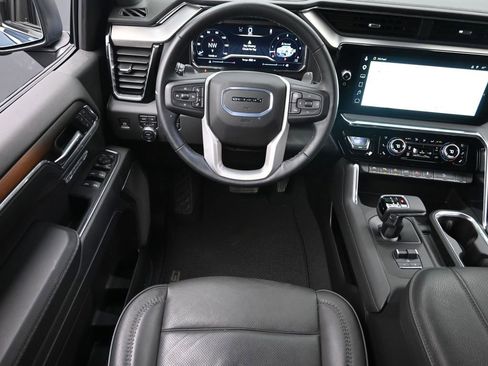 Used 2025 GMC Sierra 1500 Denali w/ Denali Reserve Package image 11