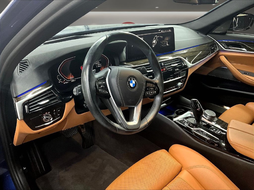 Used 2021 BMW 530i w/ Premium Package RWD image 18