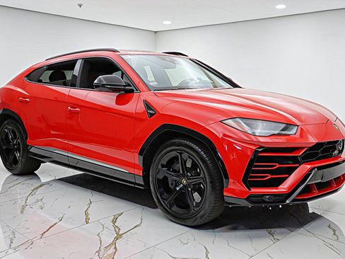 Used 2020 Lamborghini Urus AWD/4WD image 19