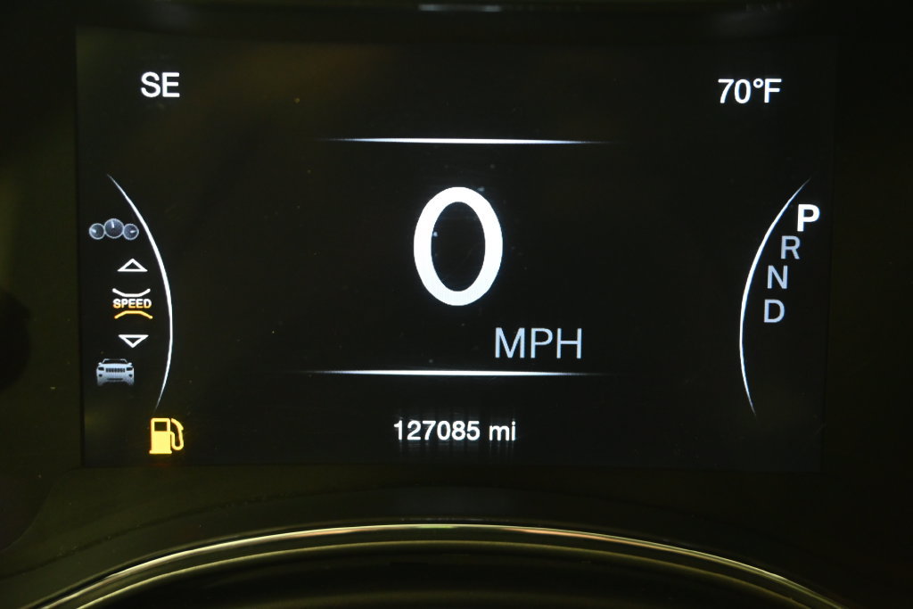 Used 2017 Jeep Grand Cherokee Trailhawk w/ Trailhawk Luxury Group AWD/4WD image 25