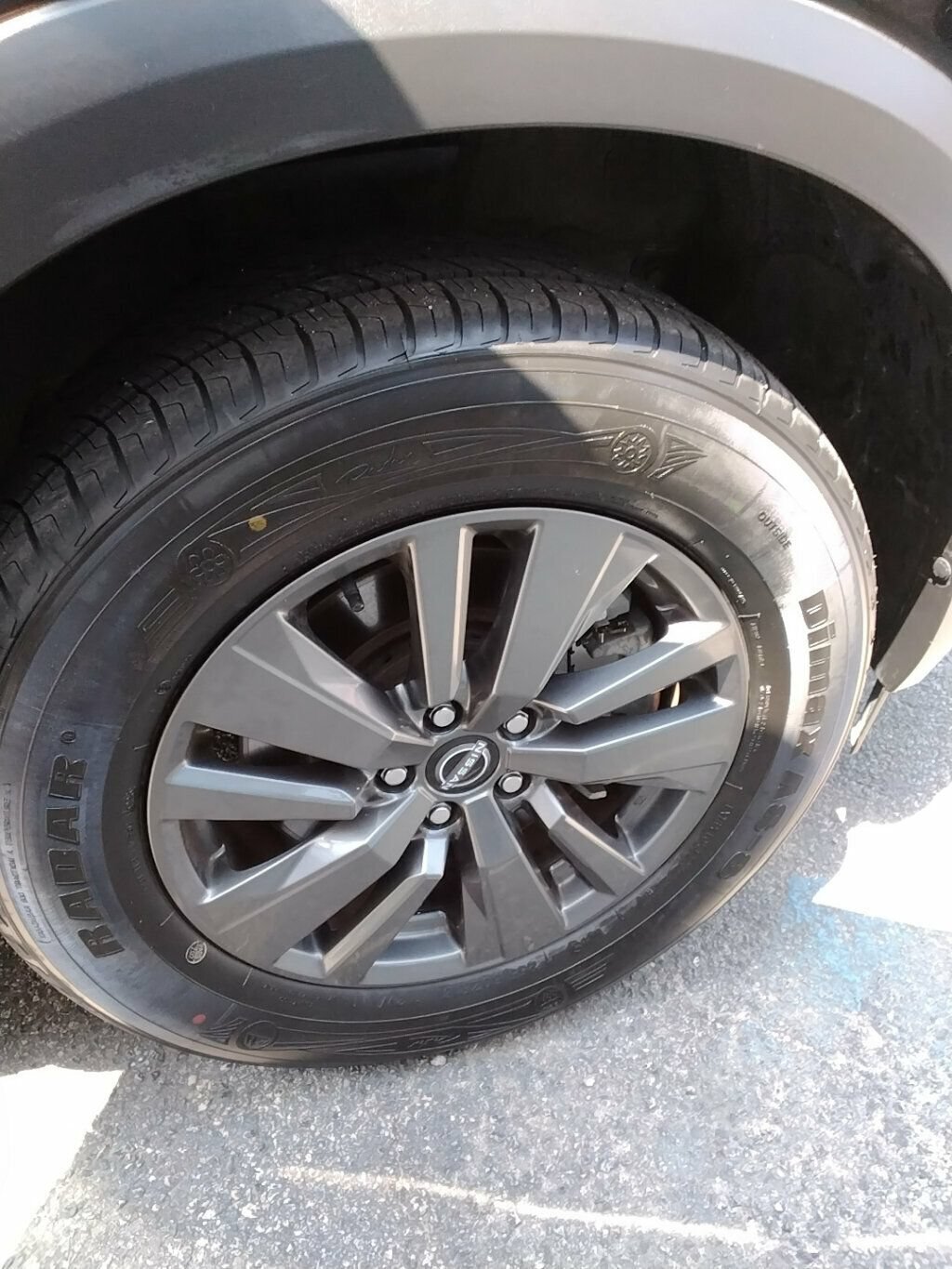 Used 2022 Nissan Pathfinder SV FWD image 30