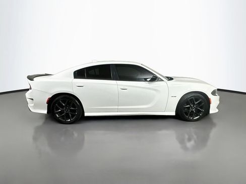 Used 2019 Dodge Charger R/T w/ Blacktop Package RWD image 7