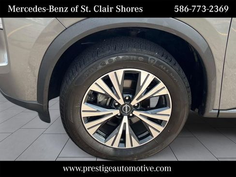 Used 2022 Nissan Rogue SV AWD/4WD image 11