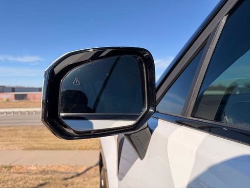 Used 2025 Hyundai Santa Fe Calligraphy image 11