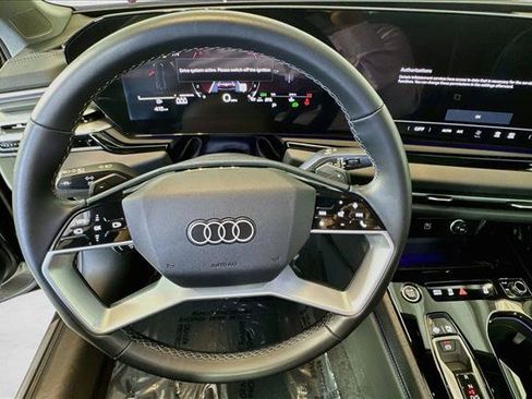Used 2025 Audi A5 2.0T Premium w/ 19" Wheel Package AWD/4WD image 10