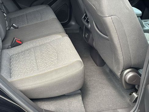 Certified 2023 Chevrolet Equinox LT FWD image 19
