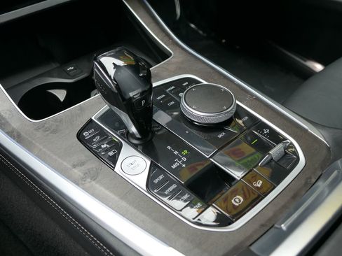 Used 2022 BMW X5 xDrive45e w/ M Sport Package AWD/4WD image 23