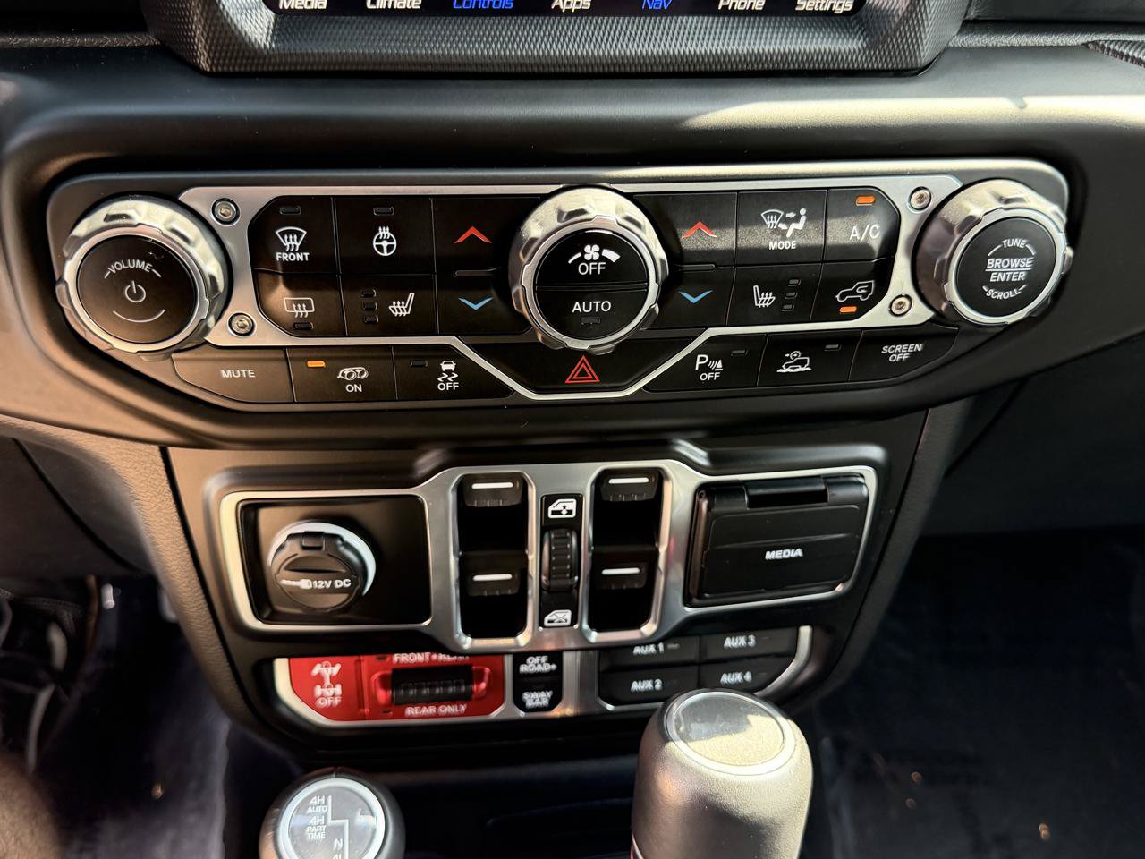 Used 2023 Jeep Wrangler Unlimited Rubicon 392 w/ Dual Top Group AWD/4WD image 24