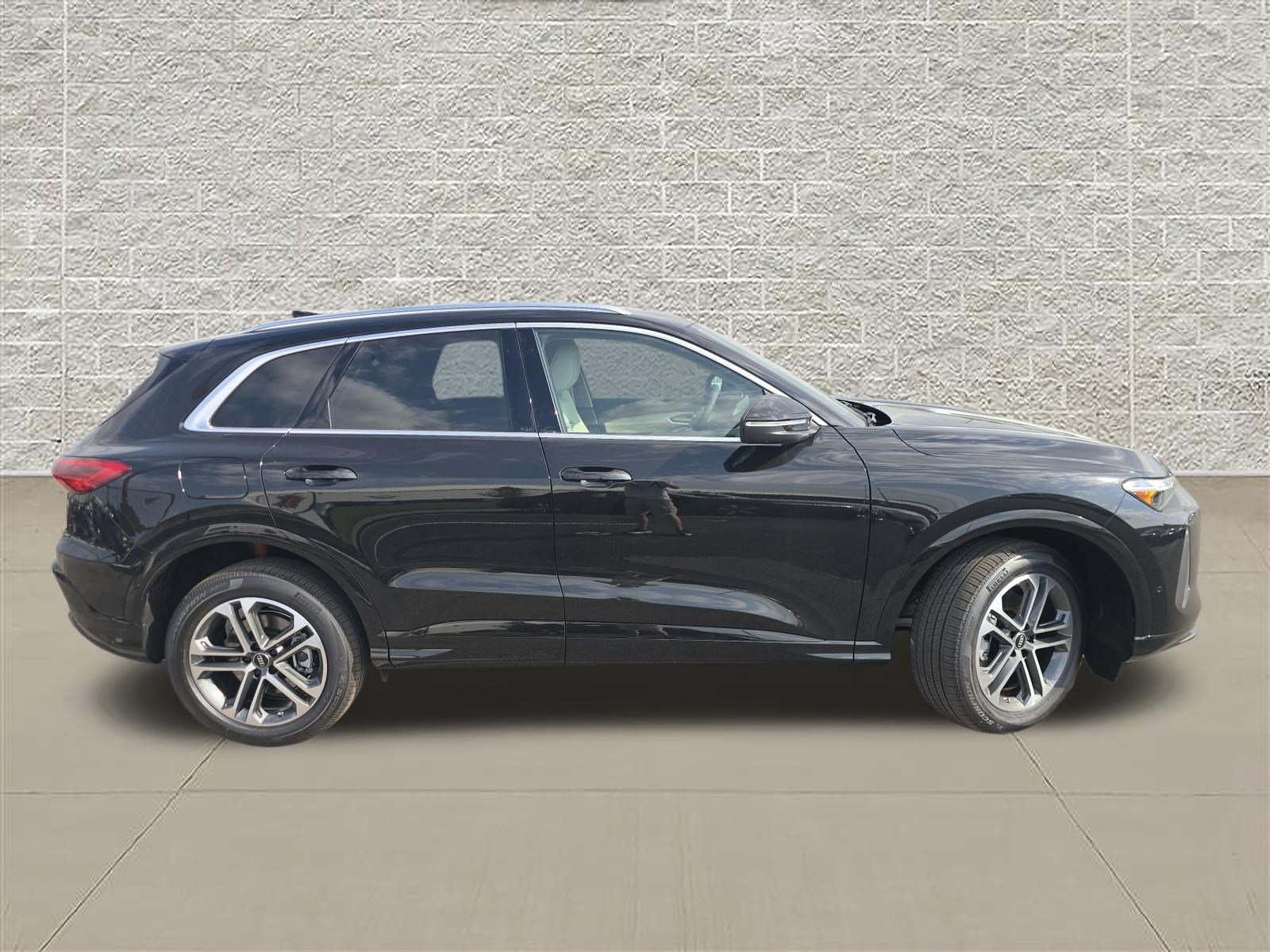 New 2026 Audi Q5 Premium AWD/4WD image 8