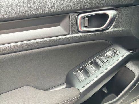 Used 2026 Honda Civic Sport image 31