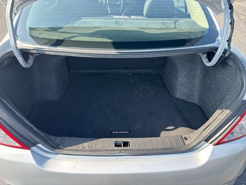 Used 2018 Nissan Versa SV w/ SV Special Edition Package FWD image 23
