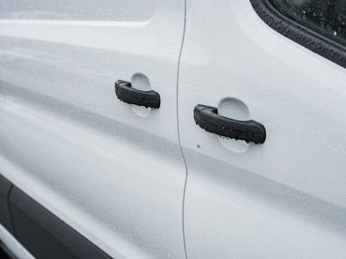 New 2026 Ford Transit 250 148 Medium Roof image 22