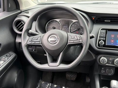 Used 2024 Nissan Kicks S FWD image 15