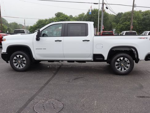 New 2026 Chevrolet Silverado 2500 Custom w/ Custom Value Package AWD/4WD image 19