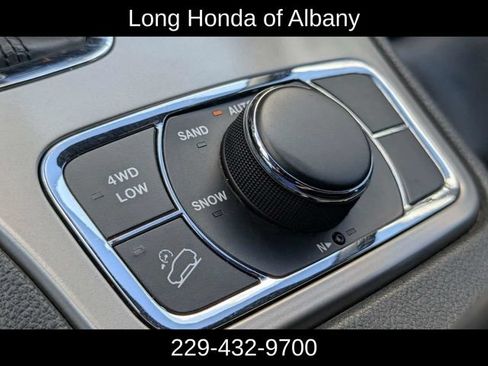 Used 2022 Jeep Grand Cherokee Limited w/ Trailer Tow Group IV AWD/4WD image 22