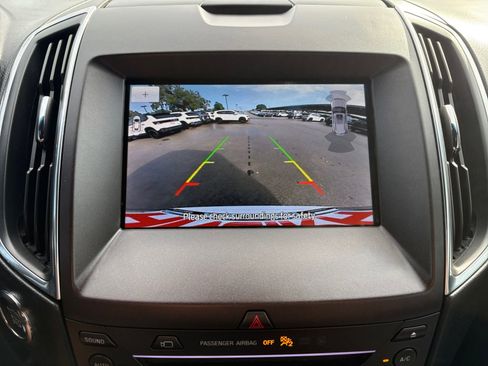 Used 2019 Ford Edge ST w/ Equipment Group 401A AWD/4WD image 14
