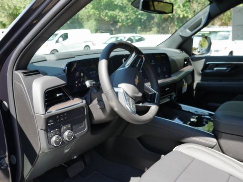 New 2025 Chevrolet Tahoe Premier image 10