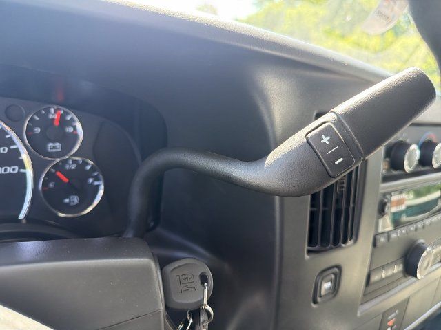 Used 2026 Chevrolet Express 2500 Extended w/ Driver Convenience Package RWD image 25