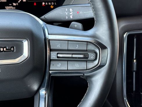 Used 2025 GMC Yukon XL Denali image 39