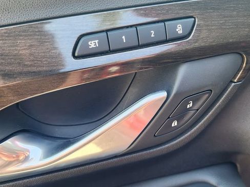 Used 2019 GMC Terrain Denali w/ Advanced Safety Package FWD image 13