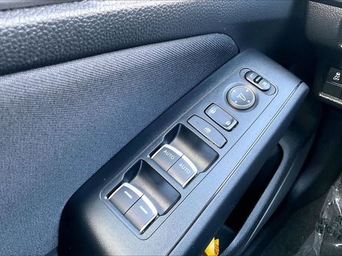 Used 2025 Honda Civic Sport image 35