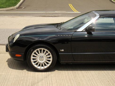Used 2002 Ford Thunderbird image 7
