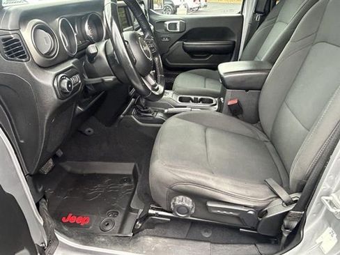 Used 2021 Jeep Wrangler Unlimited Sport image 14