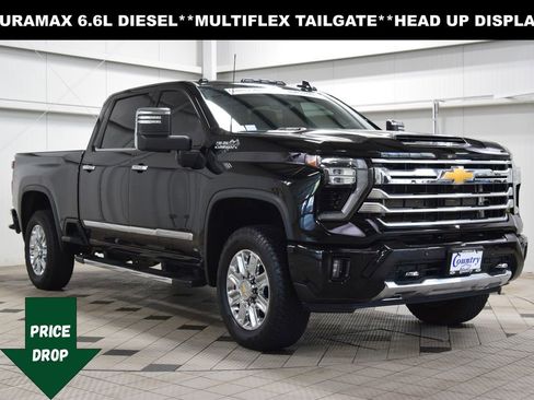Used 2024 Chevrolet Silverado 2500 High Country w/ High Country Premium Package AWD/4WD image 1