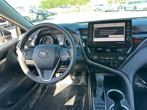Used 2021 Toyota Camry LE w/ Audio Upgrade Package image 16