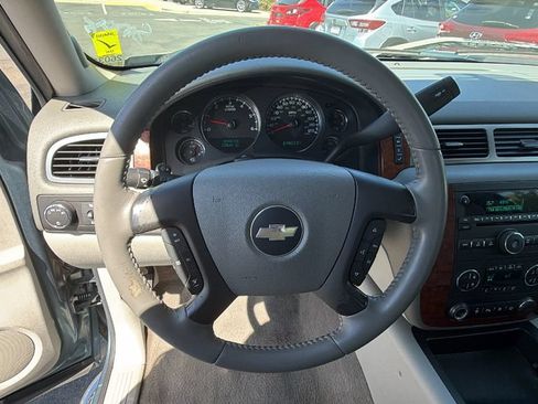 Used 2007 Chevrolet Silverado 1500 LTZ w/ Safety Package AWD/4WD image 27