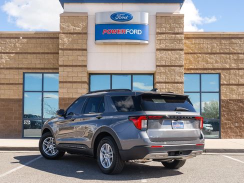 New 2026 Ford Explorer Active w/ Active Comfort Package image 8