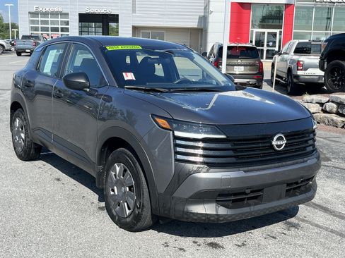 Used 2025 Nissan Kicks S w/ Charging Package AWD/4WD image 1