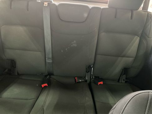 Used 2022 Jeep Wrangler Unlimited Sport AWD/4WD image 13