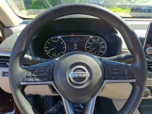 Certified 2023 Nissan Altima 2.5 SV FWD image 20