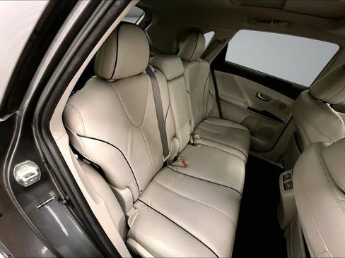 Used 2011 Toyota Venza w/ Premium Pkg #2 FWD image 23